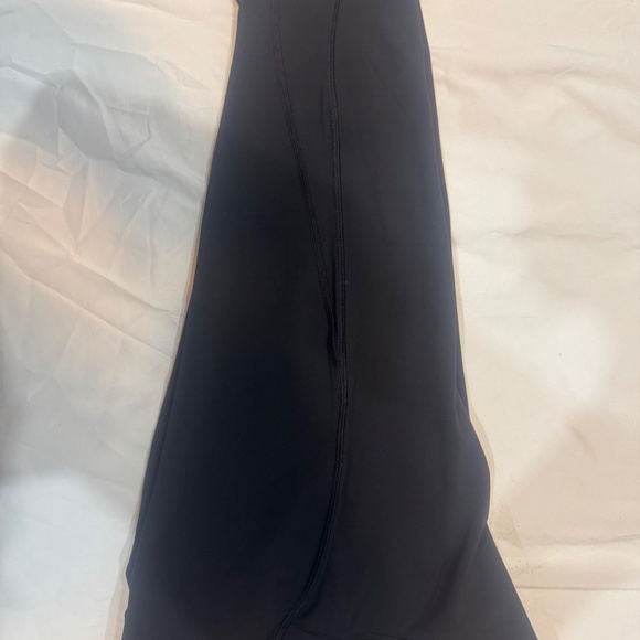 Lululemon Cropped Leggings - Picture 5 of 5